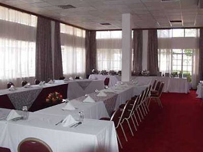 Mosa Court Apartments Kampala Interior photo